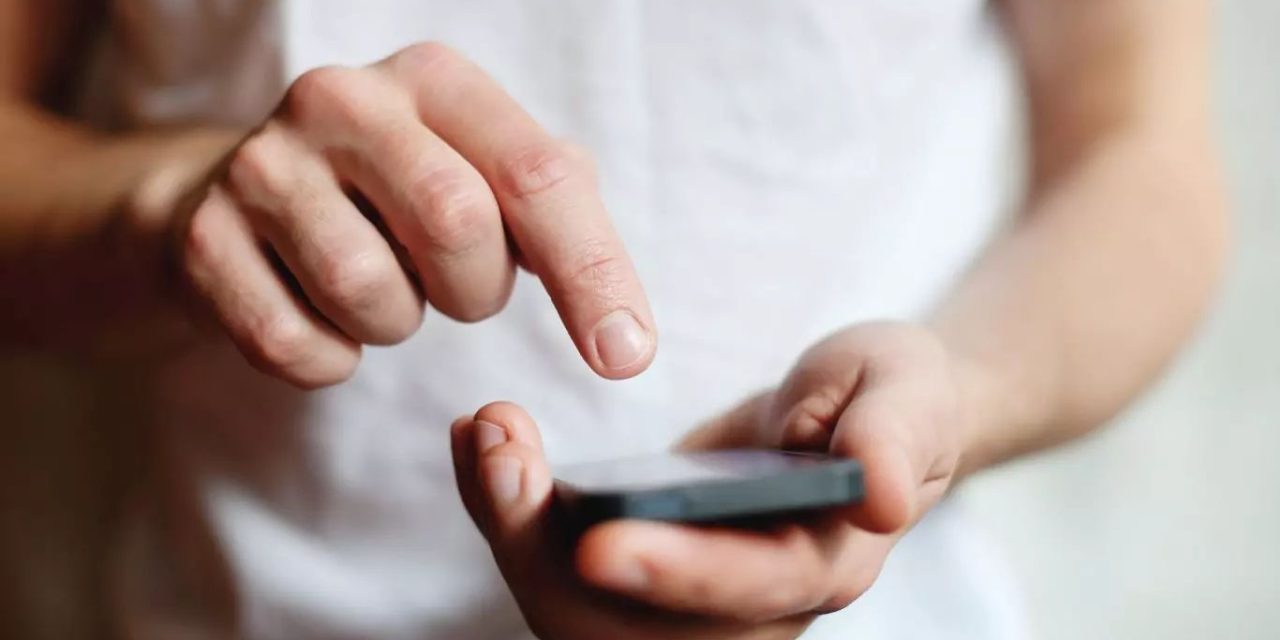 Twój smartfon potrafi więcej. Funkcje "Ułatwienia dostępu", które przydadzą się każdemu