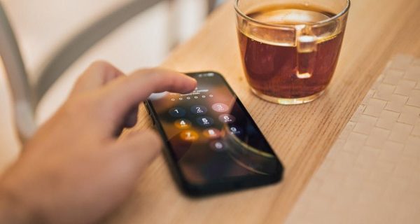 Twój PIN do telefonu – prosta droga do ochrony przed oszustami